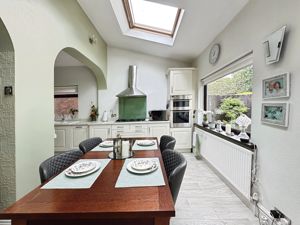 Kitchen/ Diner - click for photo gallery